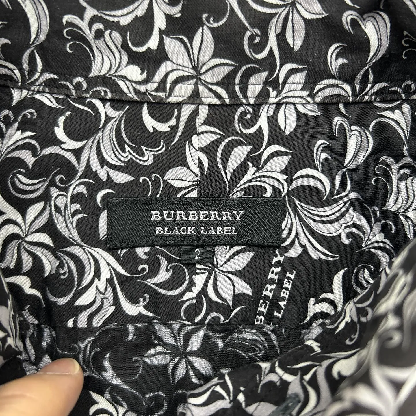 バーバリーブラックレーベルの