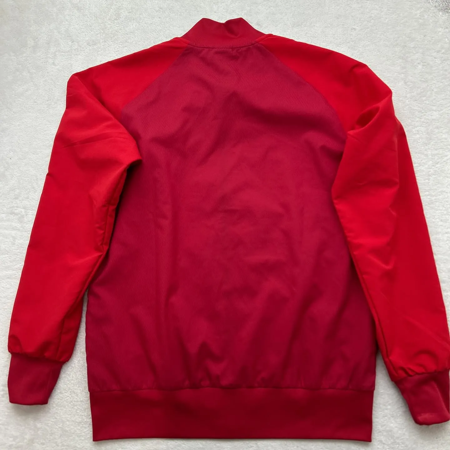 アディダスオリジナルス