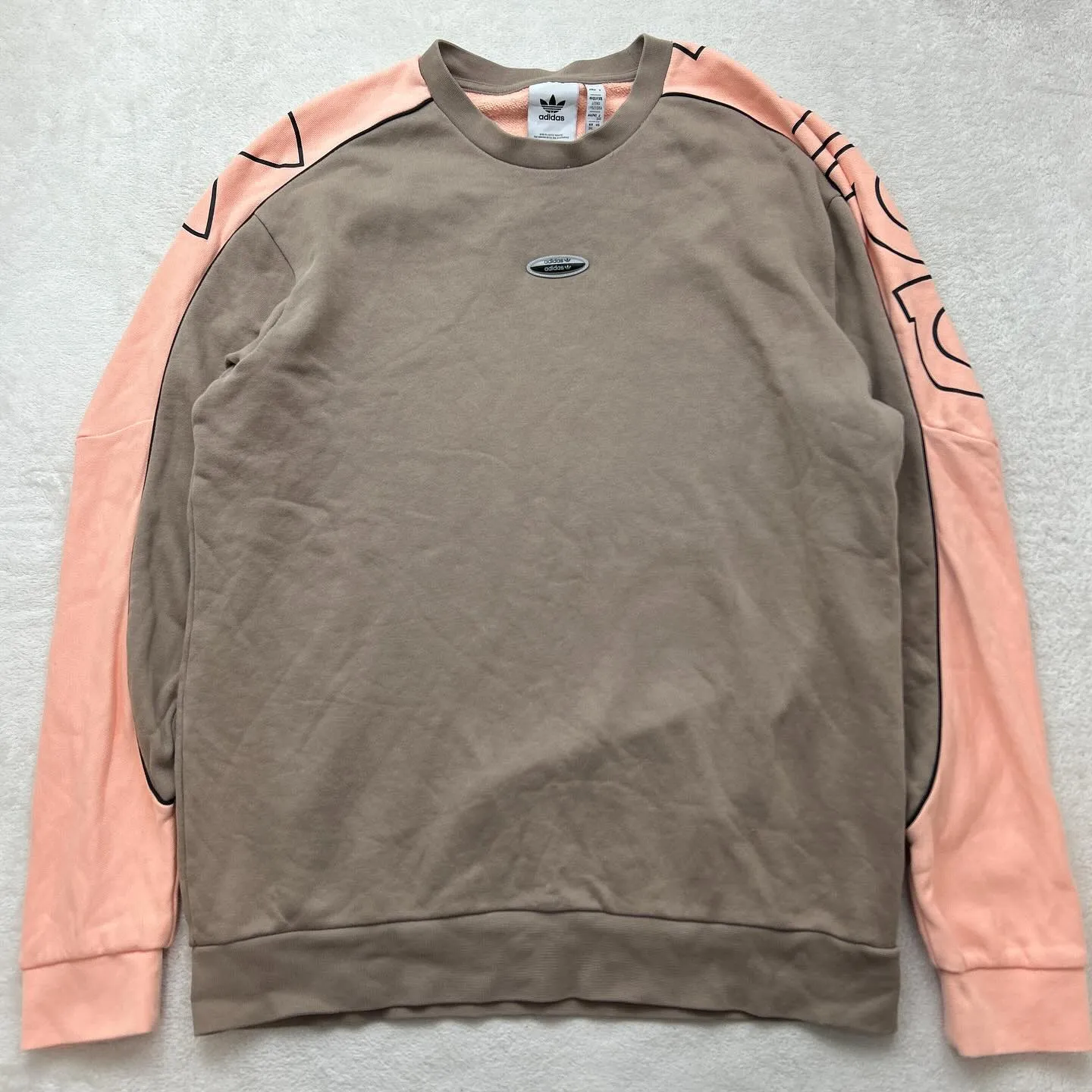 アディダスオリジナルス