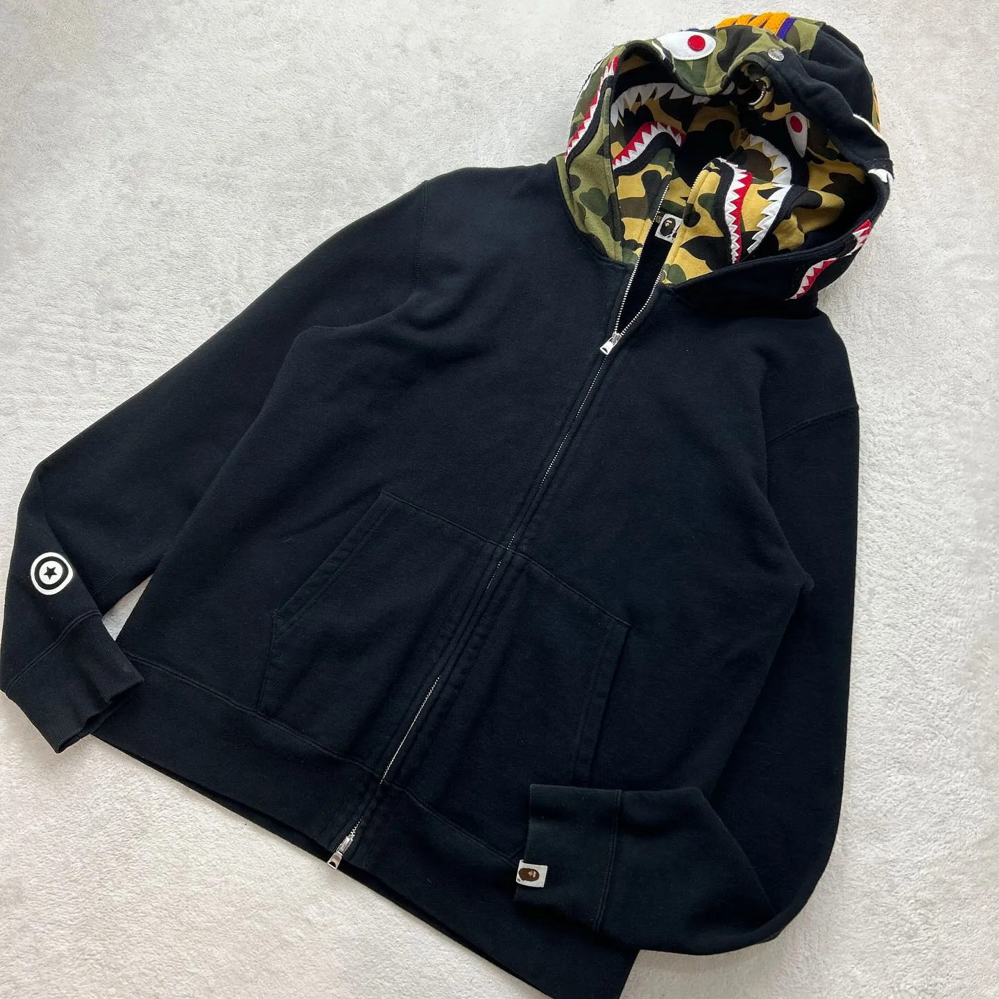 アベイシングエイプ