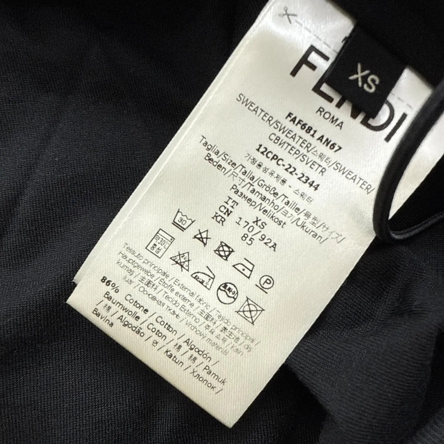 フェンディ　FENDI