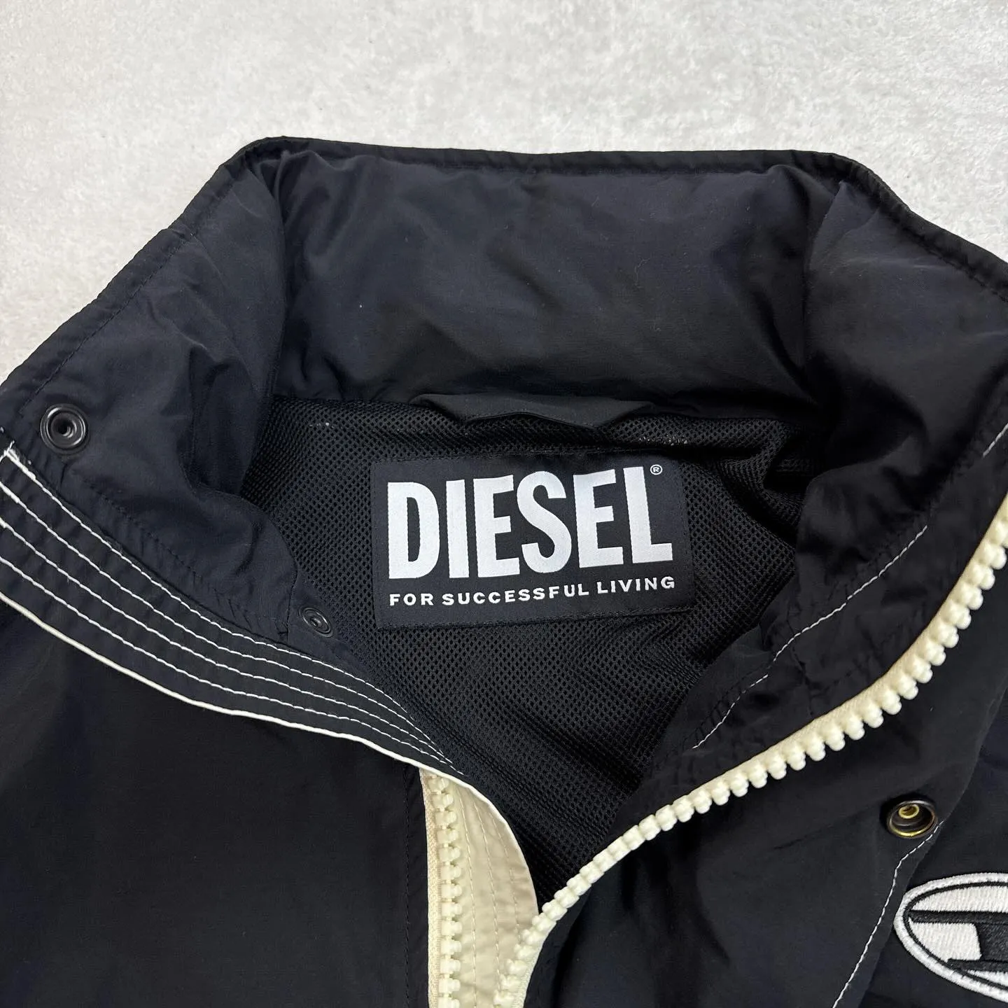 DIESELディーゼル