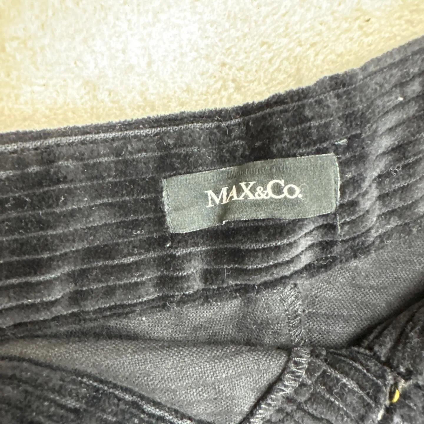 マックスアンドコー