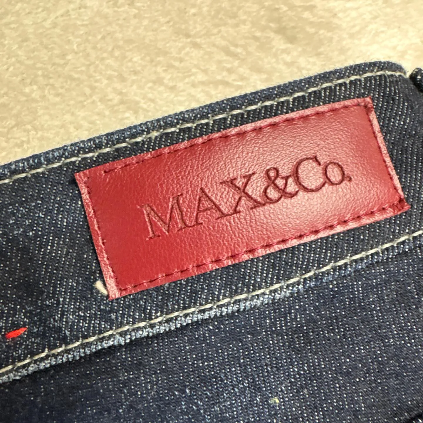 マックスアンドコー