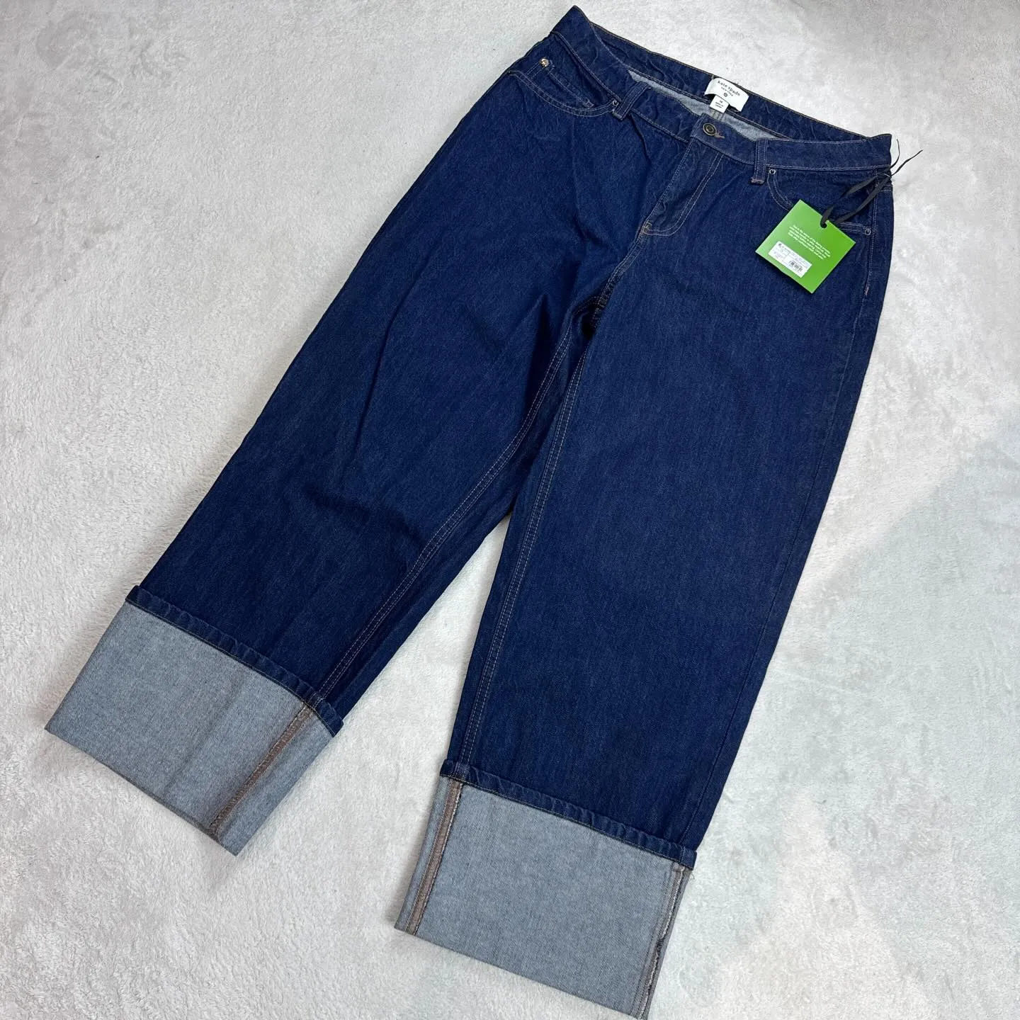 ケイトスペードのタグ付き