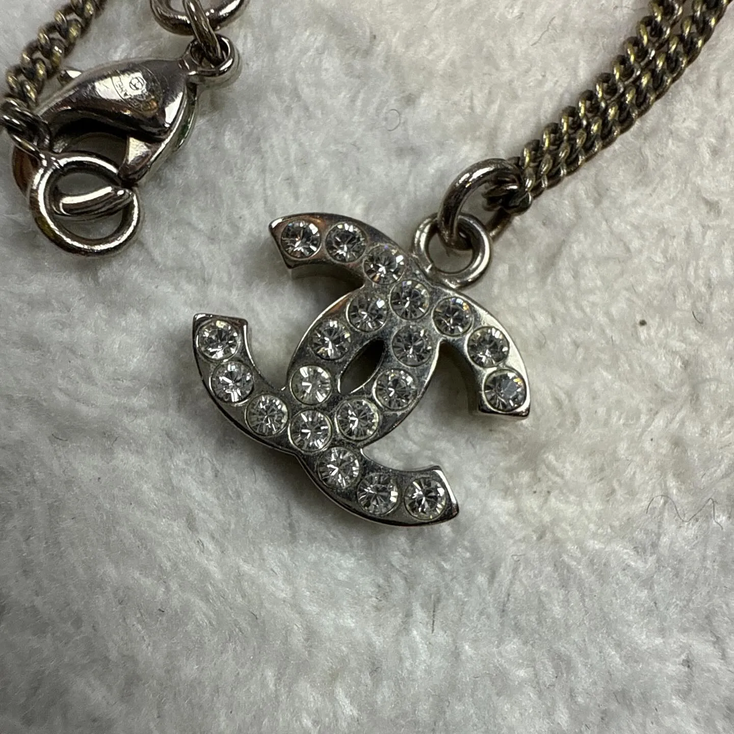 CHANELシャネル