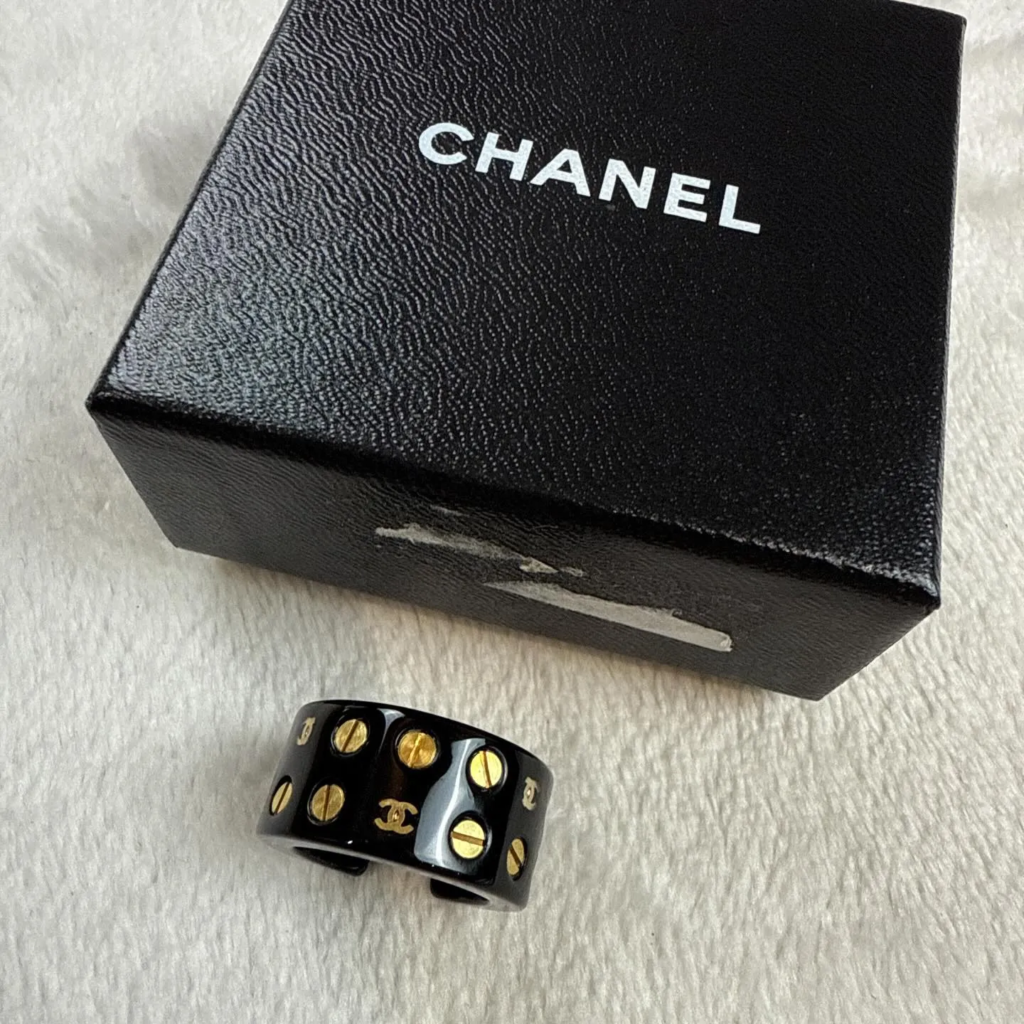 CHANELシャネル
