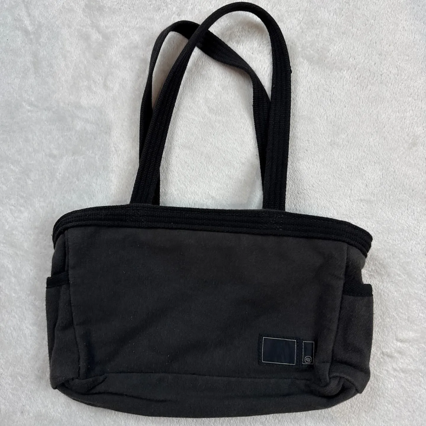 A.P.C.アーペーセーの珍しい牛革レザーバッグや