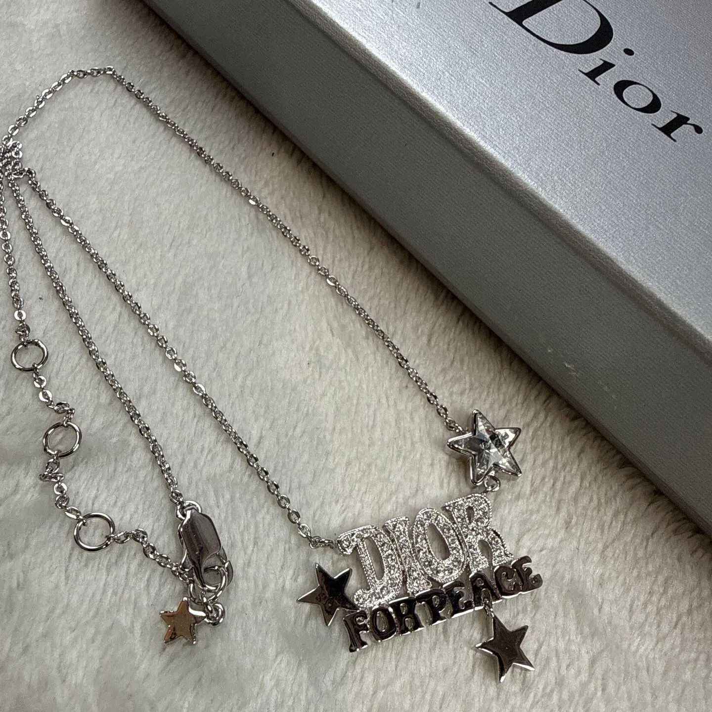 クリスチャンディオール、