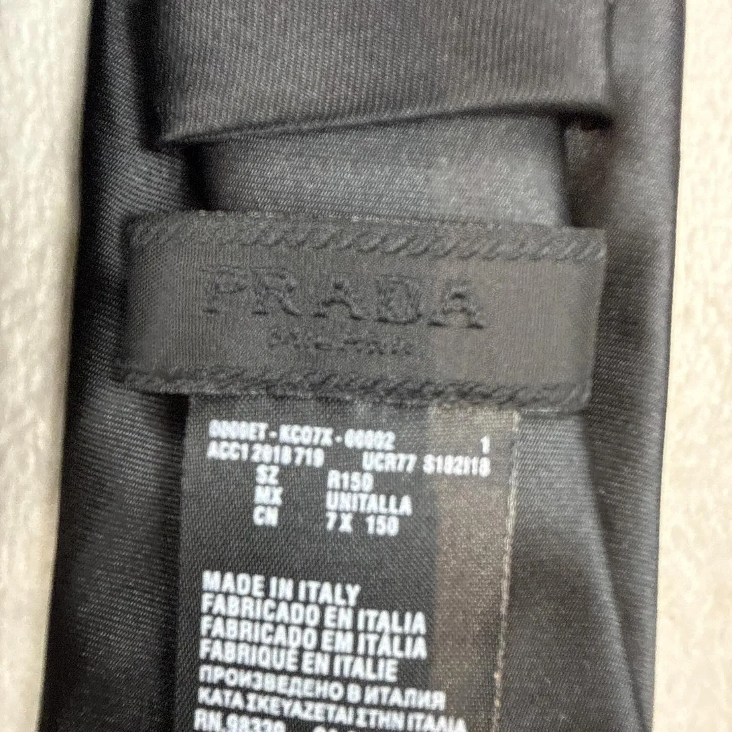 プラダPRADA