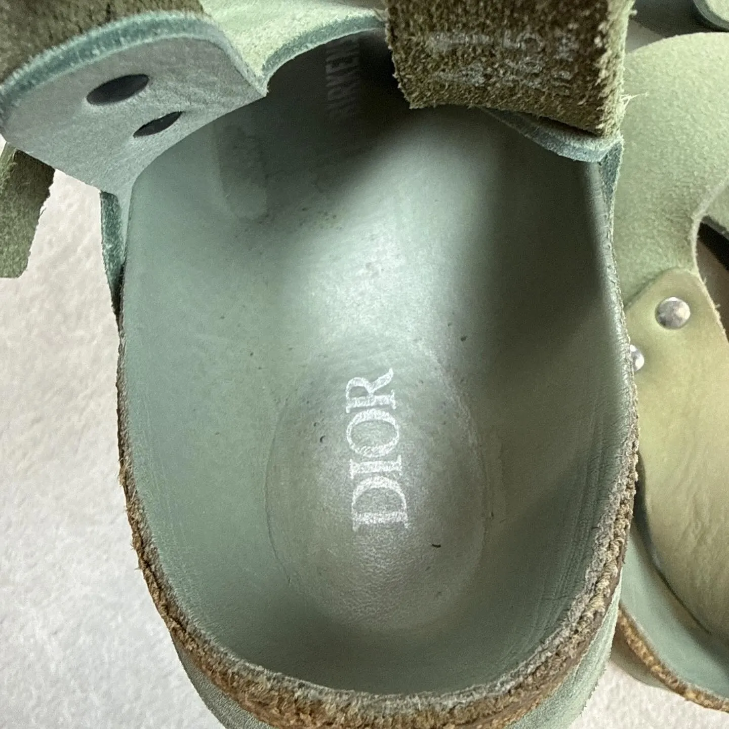 ディオールオムのサンダル入荷👍