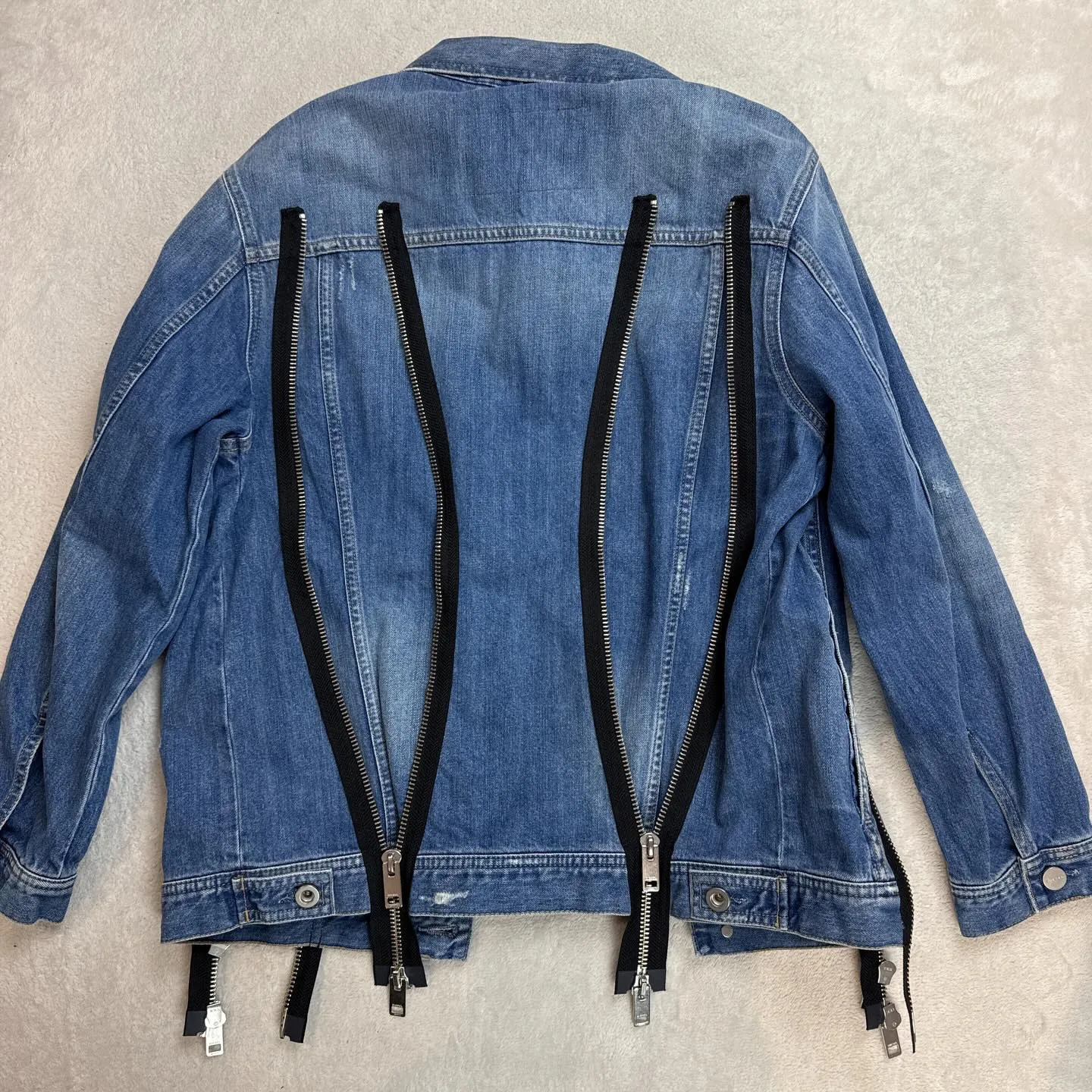 DIESELディーゼルの