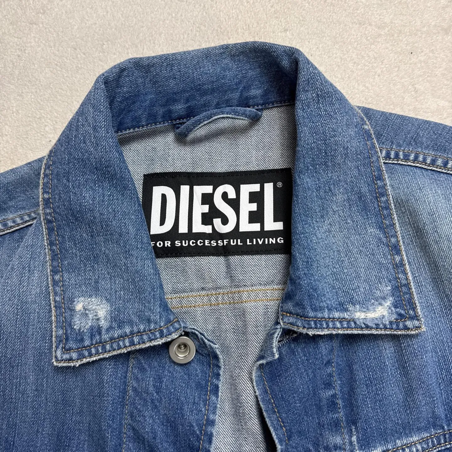 DIESELディーゼルの