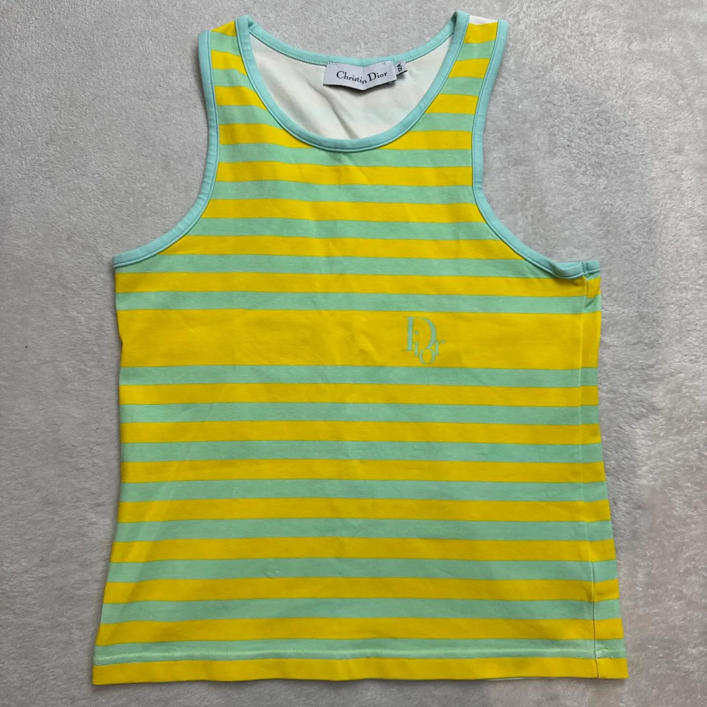 クリスチャンディオール