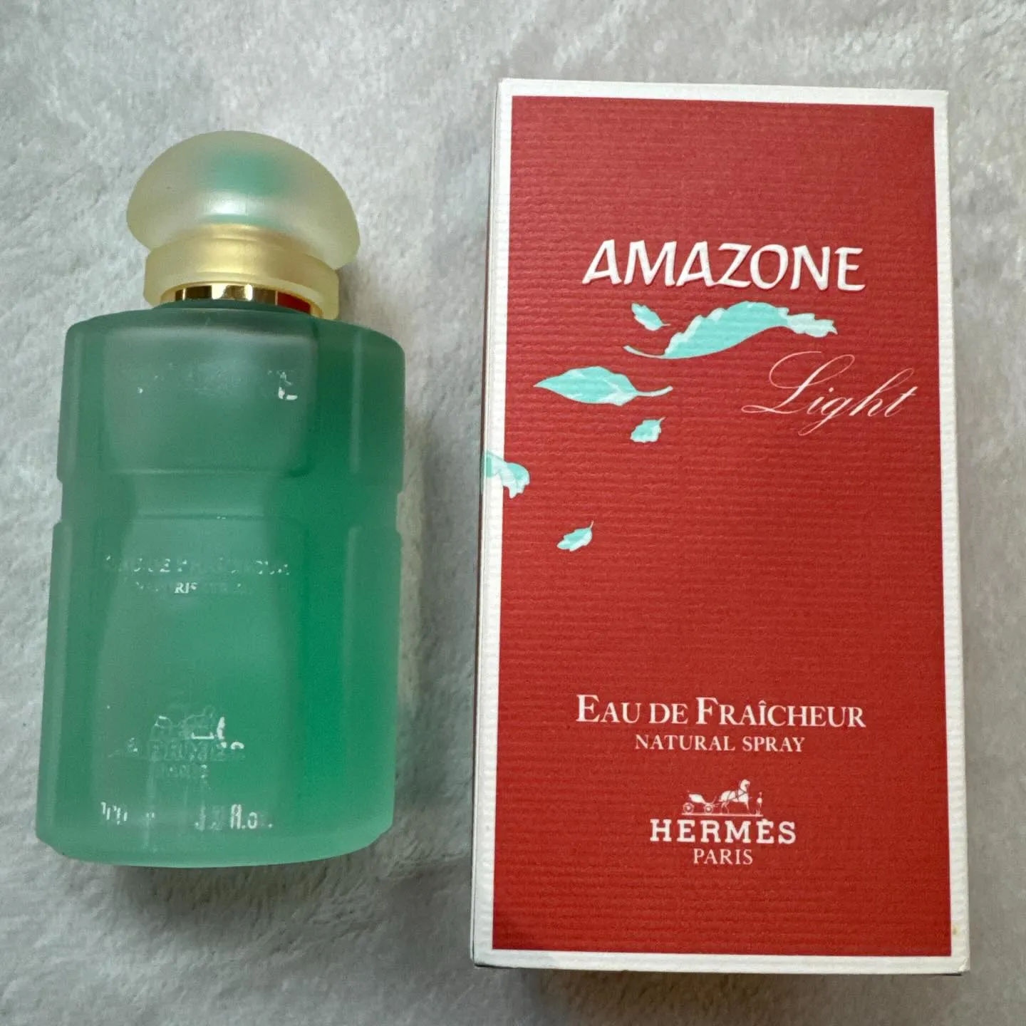 コスメ、香水などたくさん入荷致しました👍