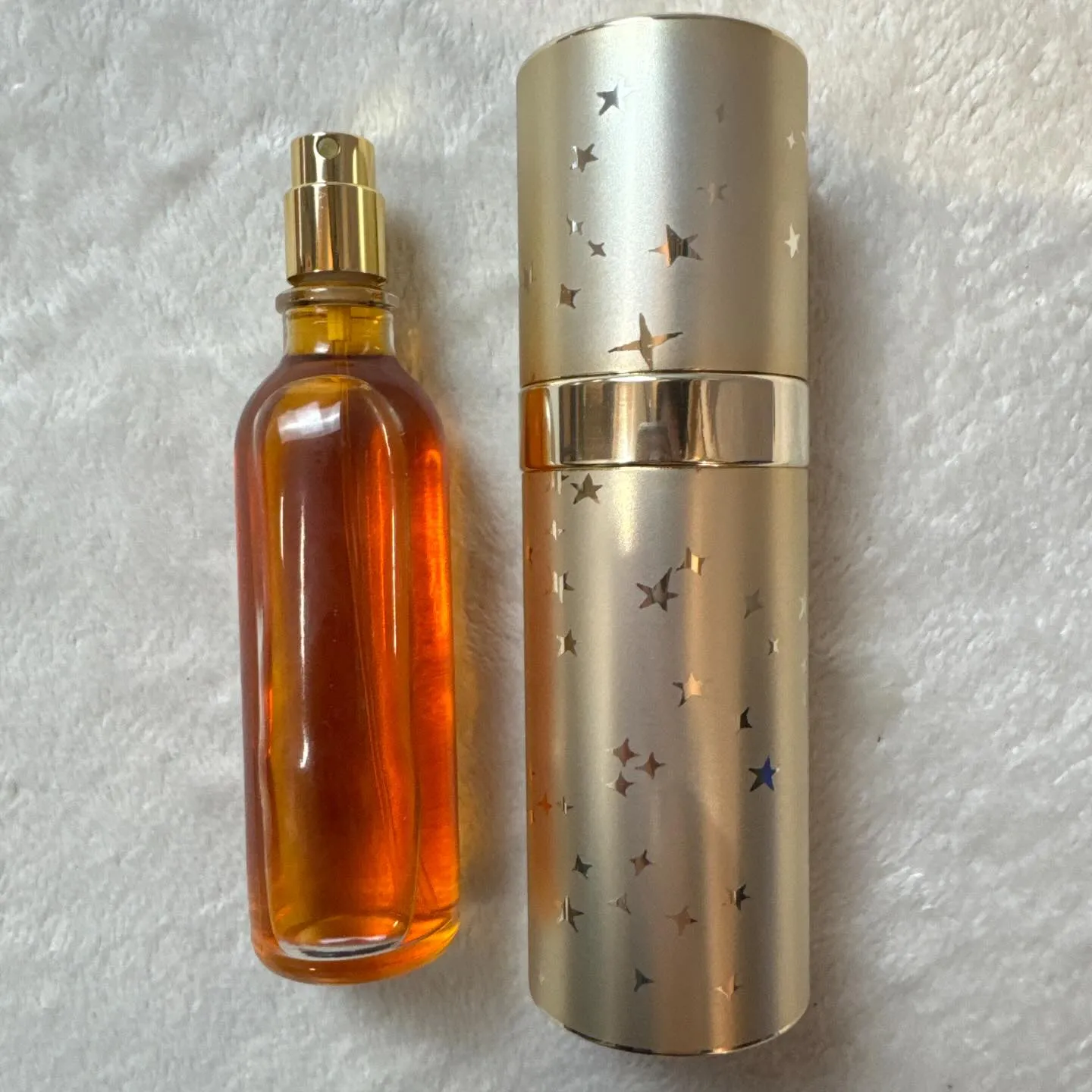 コスメ、香水などたくさん入荷致しました👍