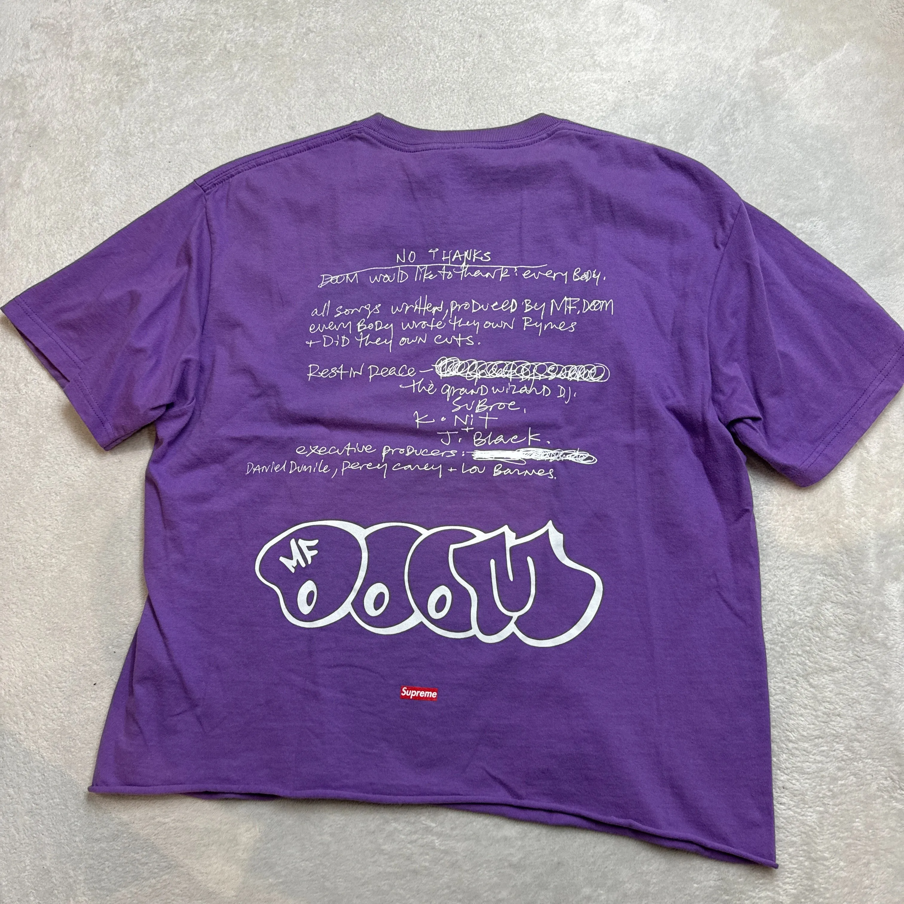 シュプリームのTシャツ、パンツ、バンダナ