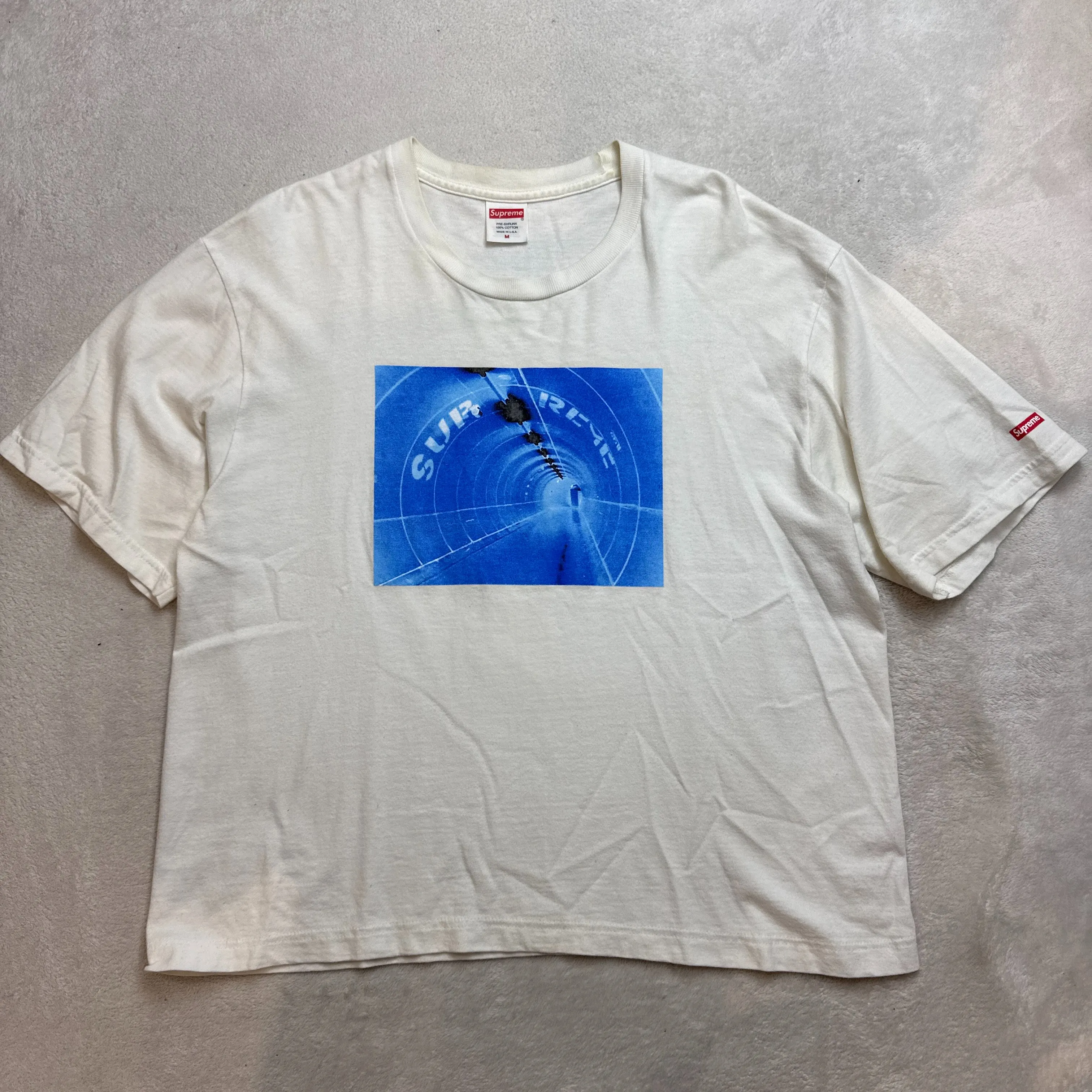 シュプリームのTシャツ、パンツ、バンダナ