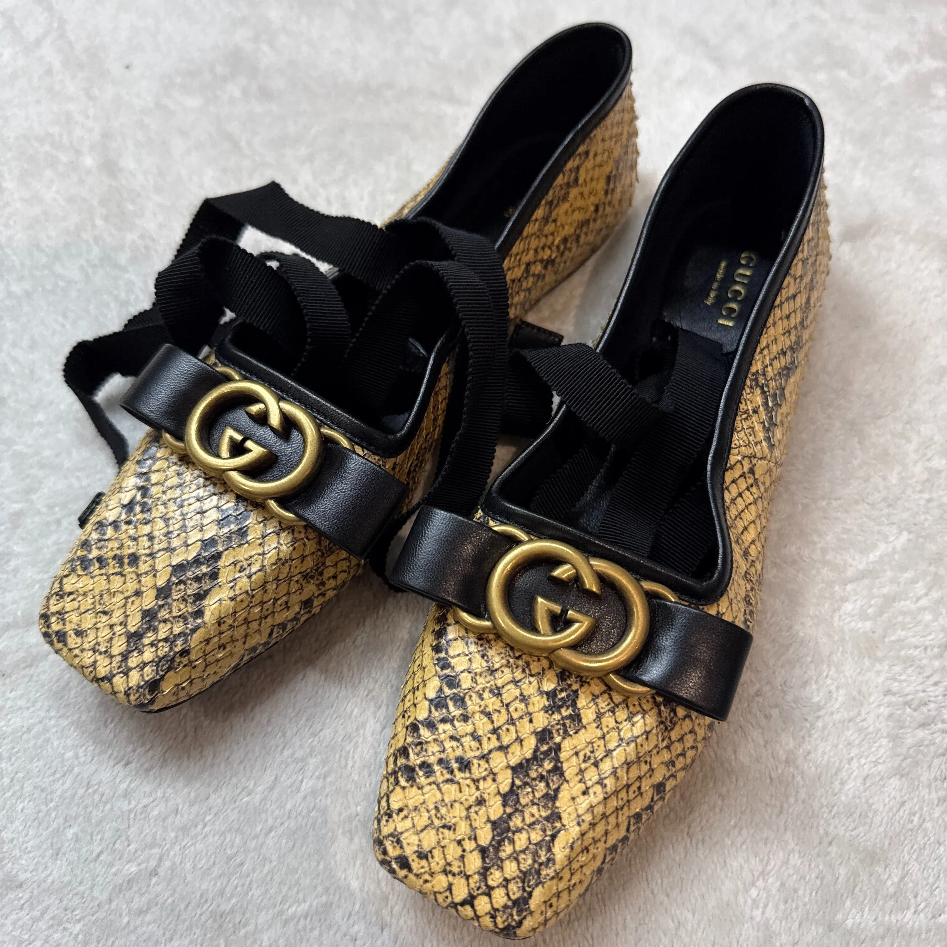 グッチGUCCI