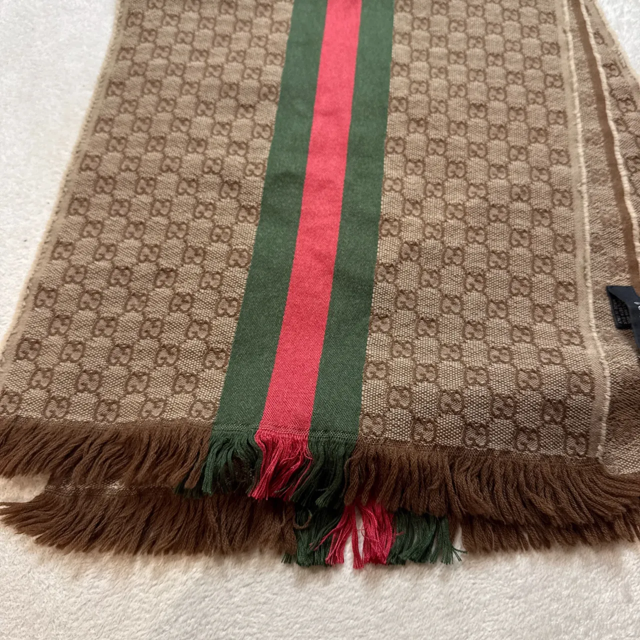 グッチ、エルメス　マフラー