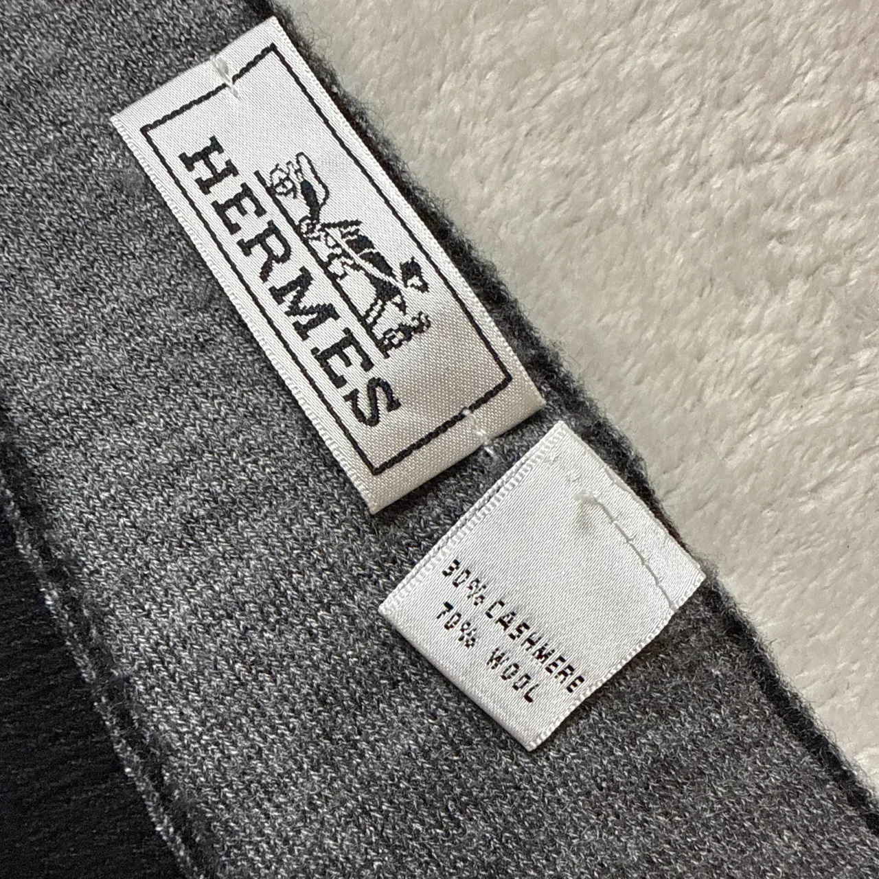 グッチ、エルメス　マフラー